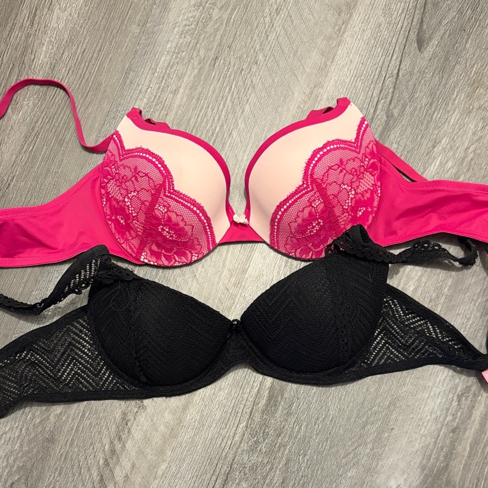 3/30 ❤️ Elegant Lace Push-Up Bra Set - Pink & Black. Size 34B.